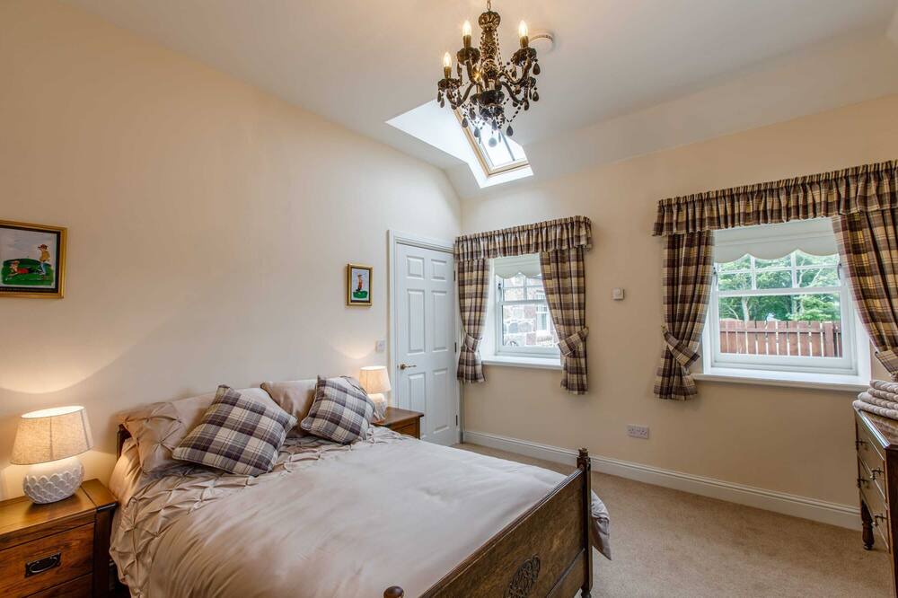 Photo of Others in Westhill