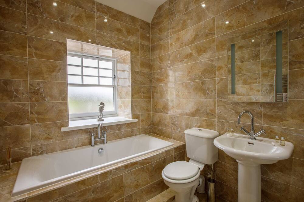 Photo of Others in Westhill