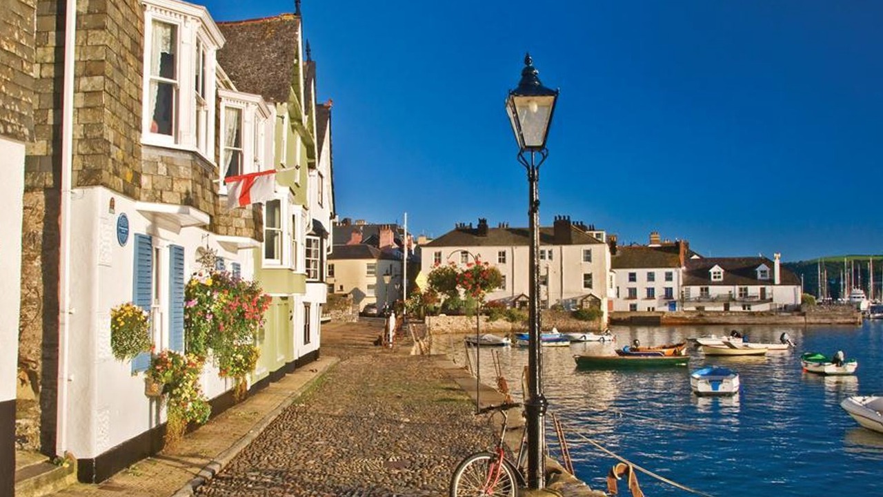 Photo of Others in Bugford