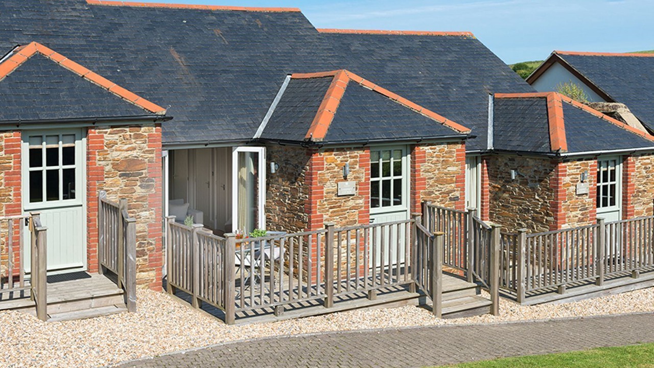 Photo of Others in Bugford