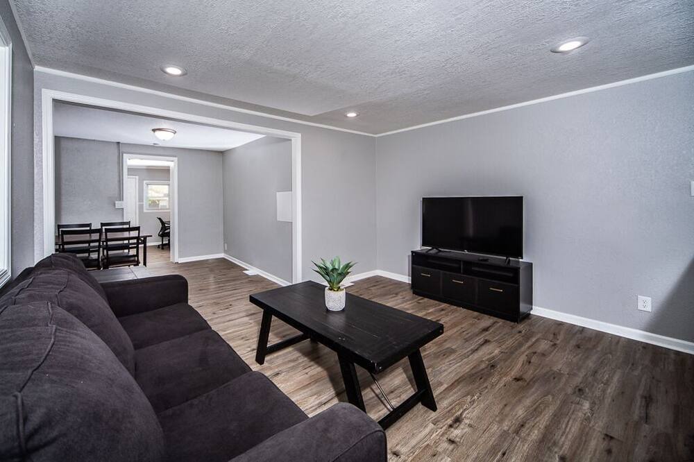 Photo of Livingroom in Kansas City
