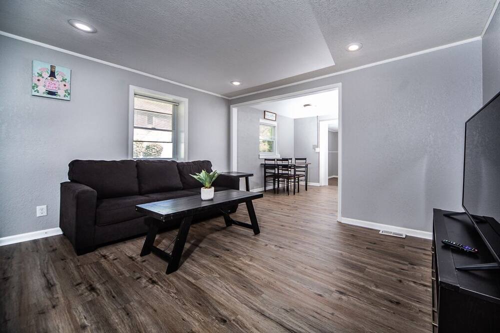 Photo of Livingroom in Kansas City