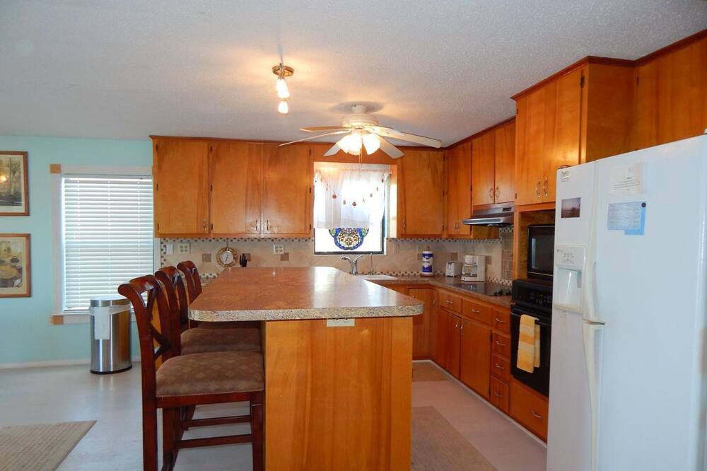 Photo of Kitchen in Royal Lagoons