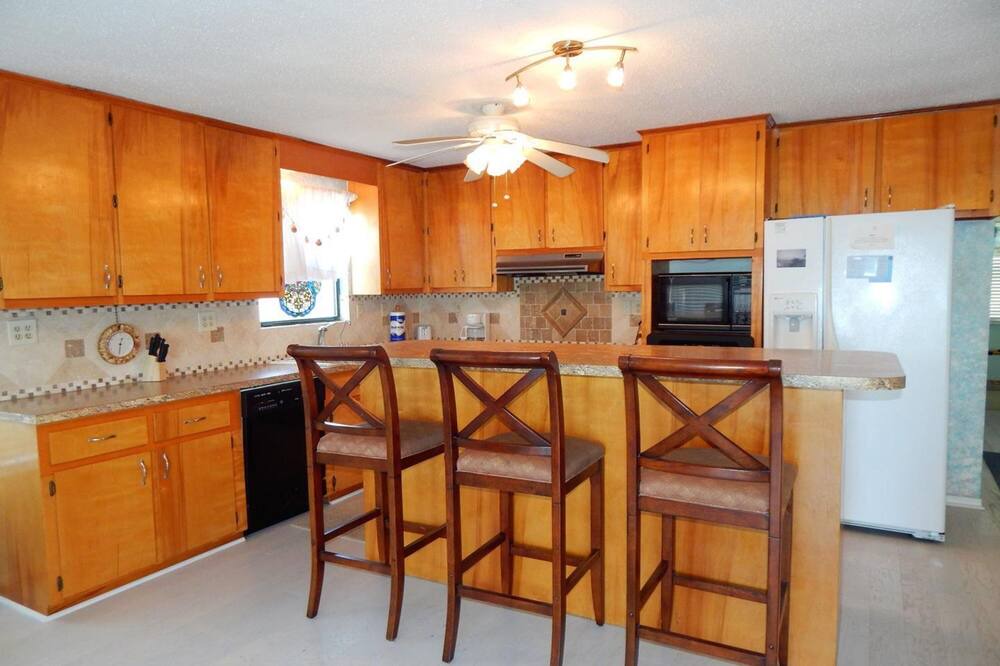 Photo of Kitchen in Royal Lagoons