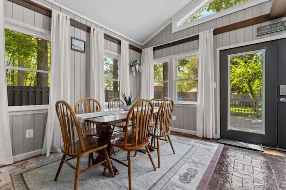 Photo of Kitchen in Kilmarnock