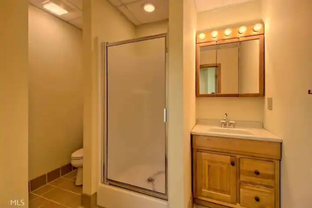 Photo of Bathroom in Wiley