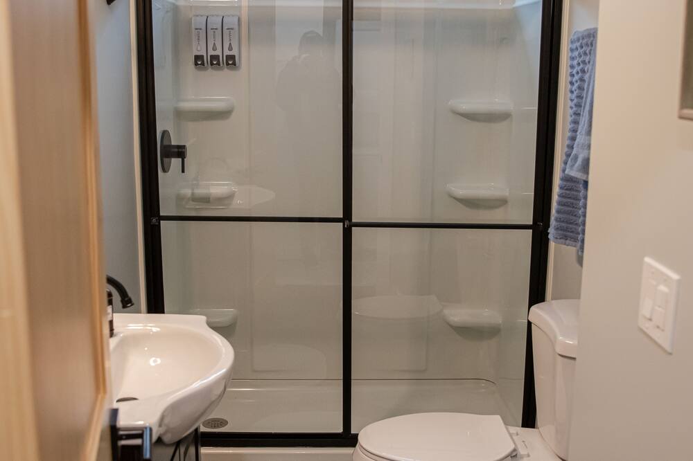 Photo of Bathroom in Blossvale