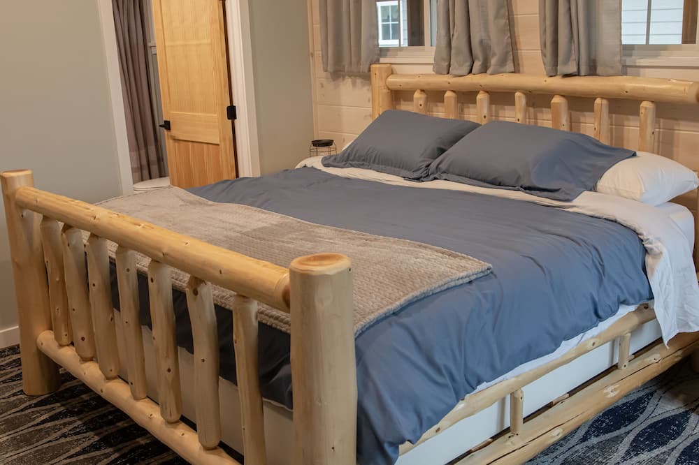 Photo of Bedroom in Blossvale