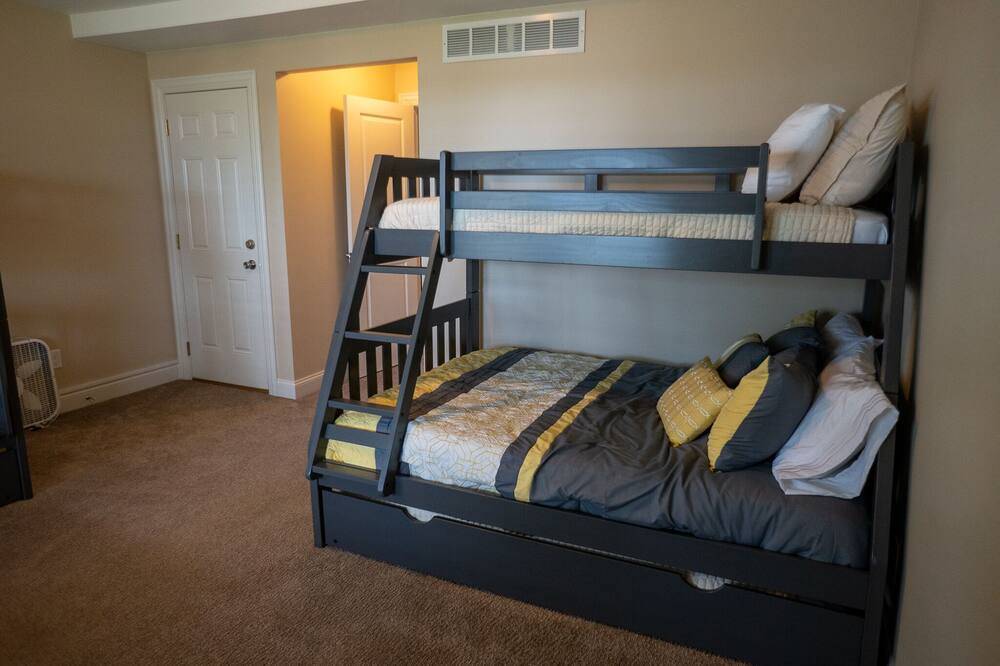 Photo of Bedroom in Shelbyville