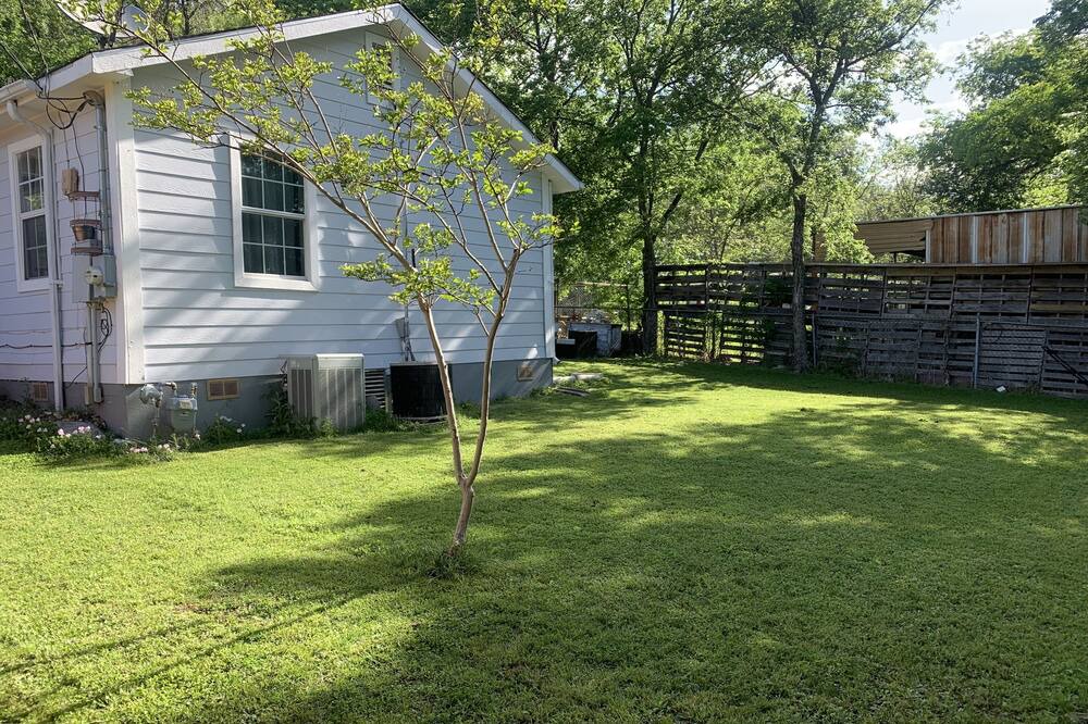 Photo of Outdoor in Oak Cliff