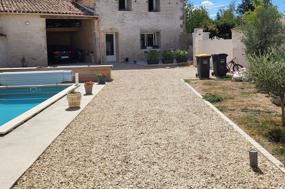 Photo of Outdoor in Marsac