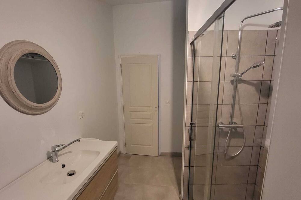 Photo of Bathroom in Marsac