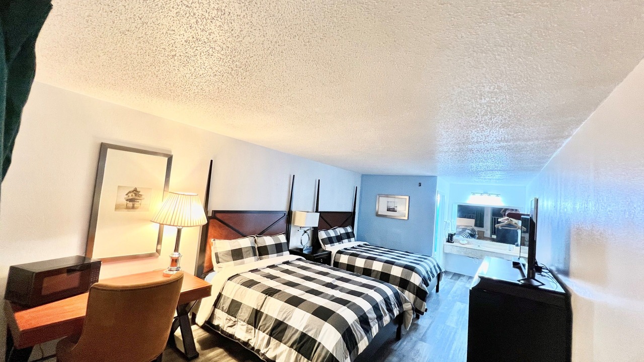 Photo of Bedroom in Bayou La Batre