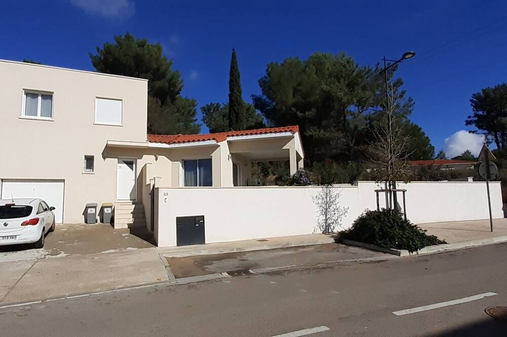 Photo of Outdoor in Saint-Aunes