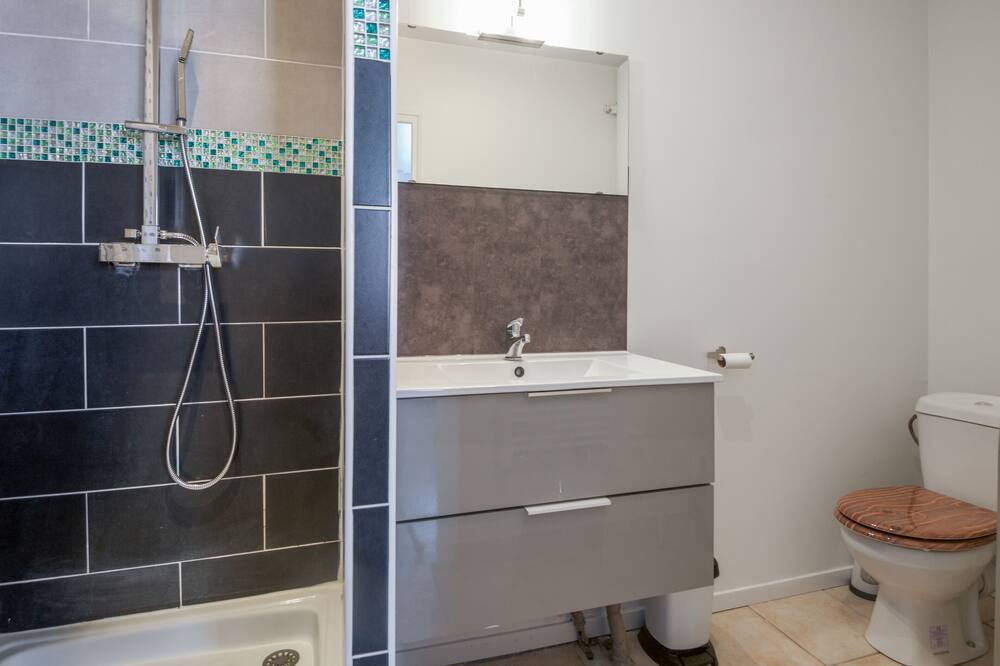 Photo of Bathroom in Croix
