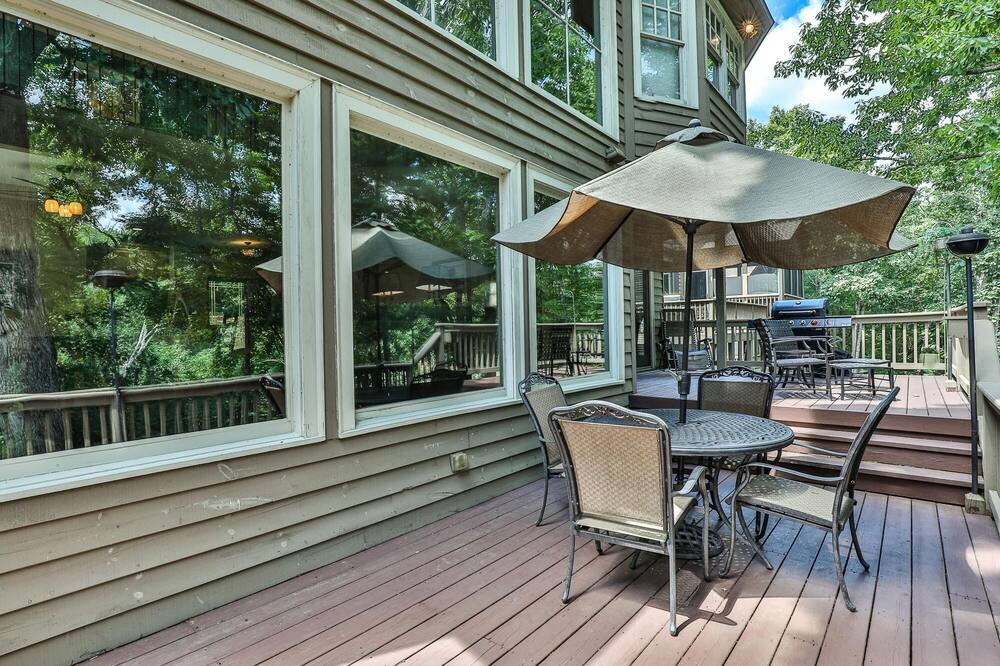 Photo of Patio Balcony in Big Canoe