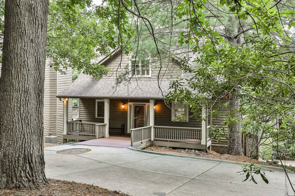 Photo of Outdoor in Big Canoe