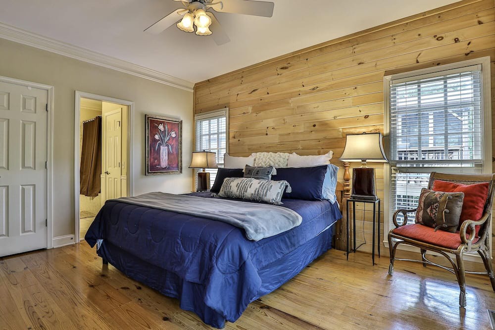 Photo of Bedroom in Big Canoe