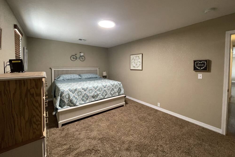 Photo of Bedroom in Elk City