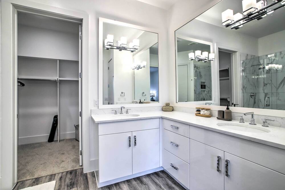 Photo of Bathroom in Montgomery