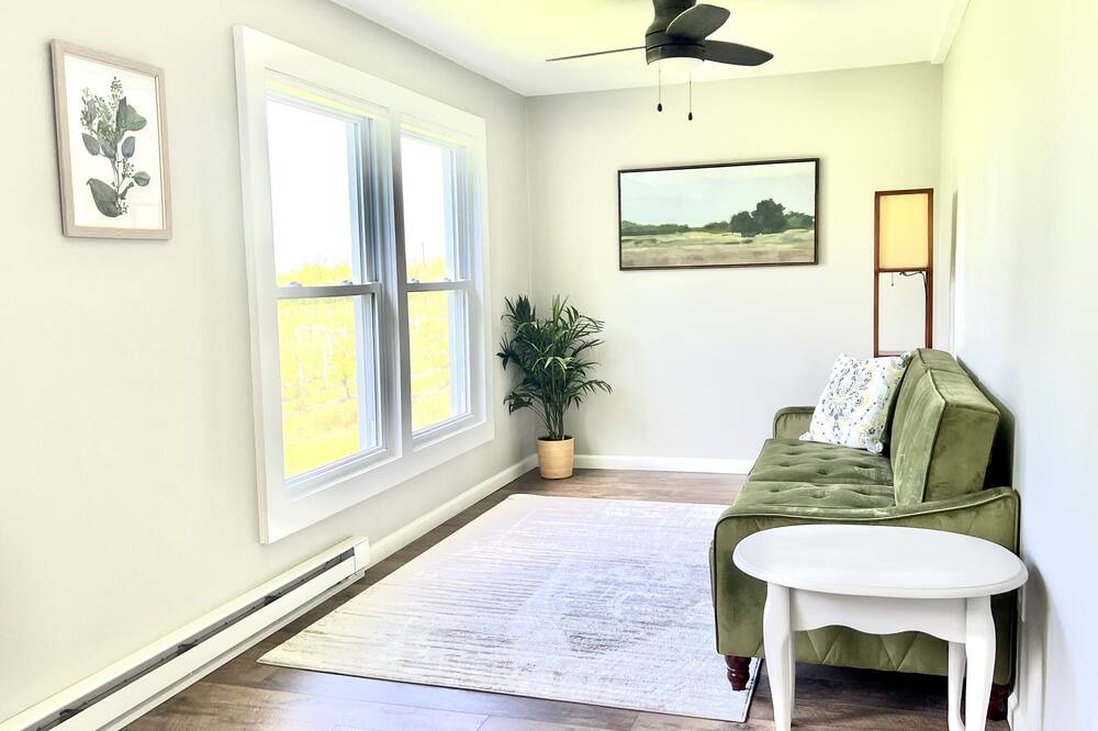 Photo of Bedroom in Valois