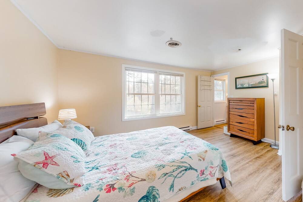 Photo of Others in Cataumet