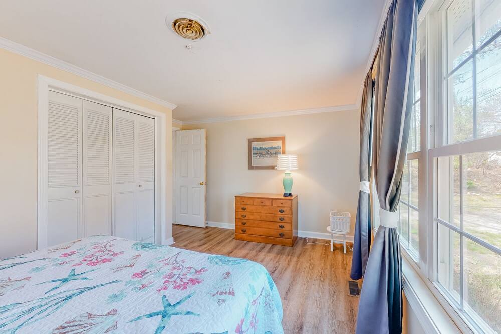 Photo of Others in Cataumet