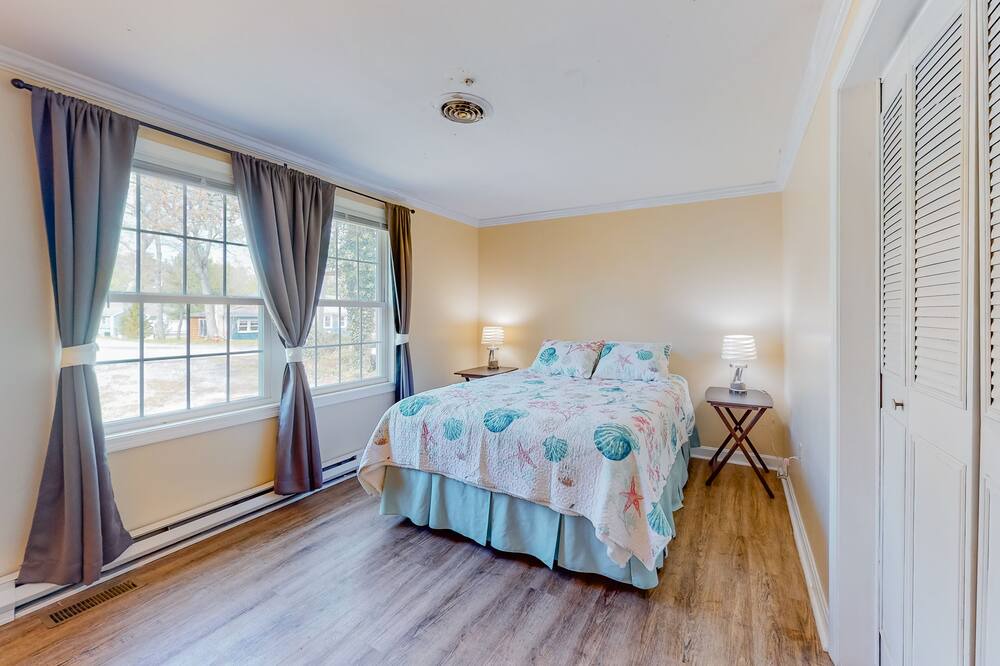 Photo of Others in Cataumet