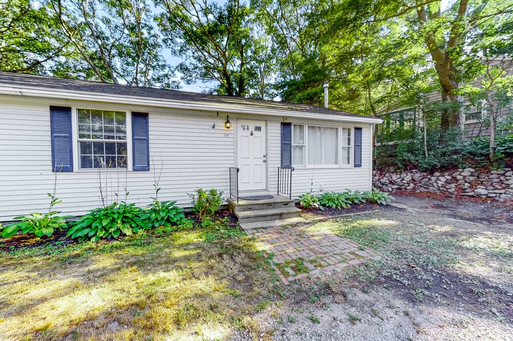 Photo of Others in Cataumet