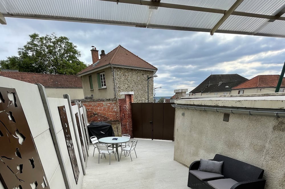 Photo of Patio Balcony in Champillon