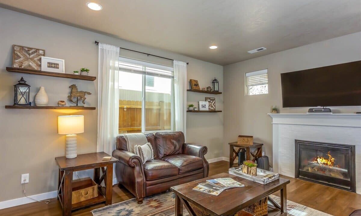 Photo of Livingroom in Larkspur