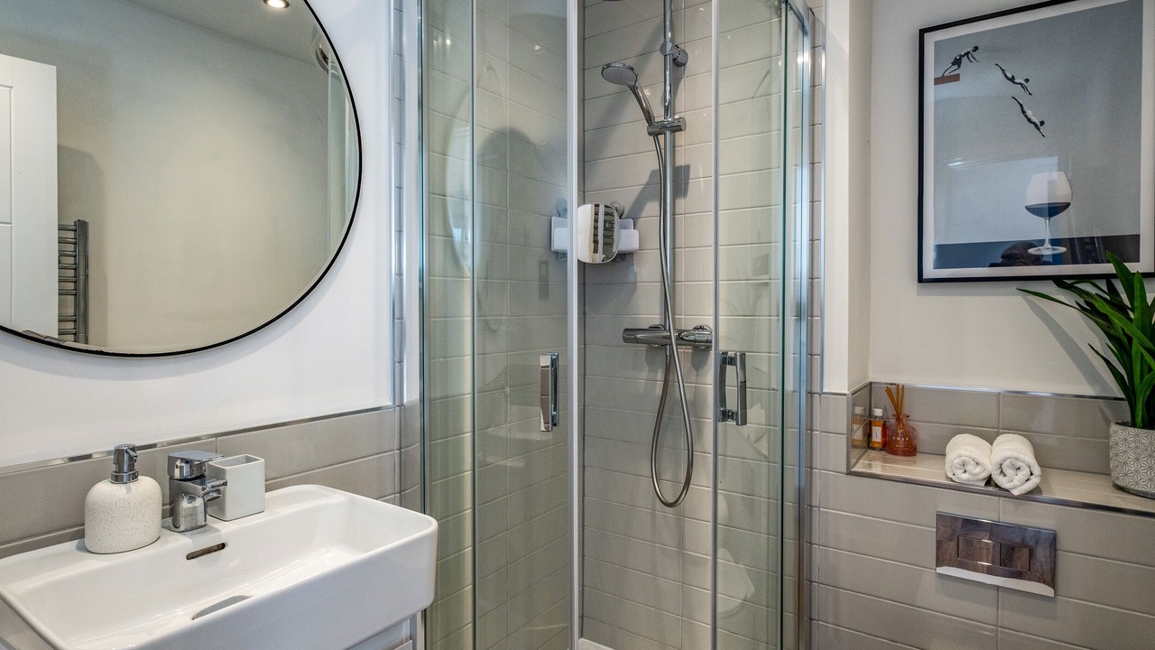 Photo of Bathroom in Perranporth