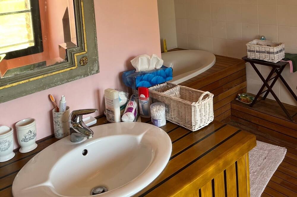 Photo of Bathroom in Pluneret