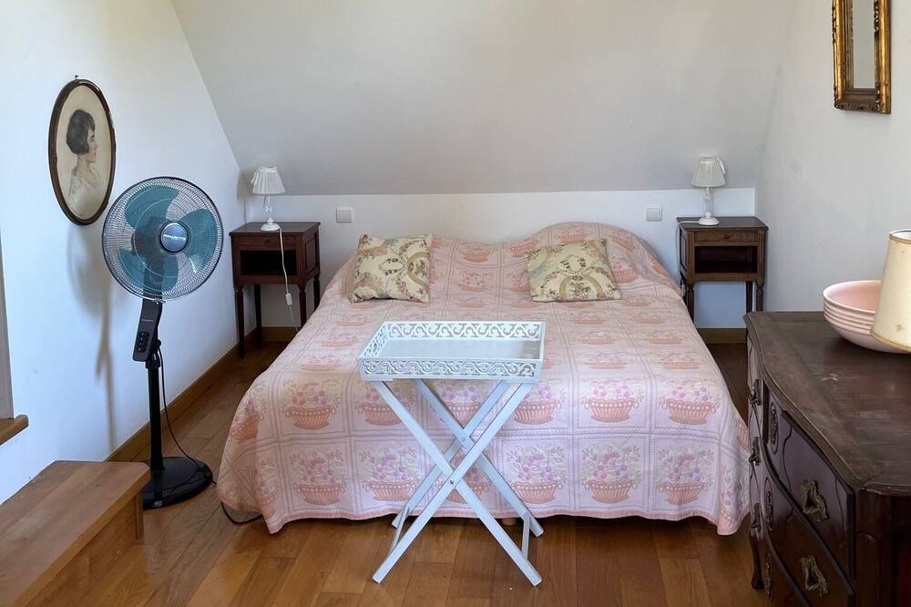 Photo of Bedroom in Pluneret