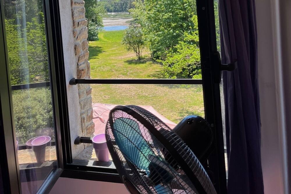 Photo of Bedroom in Pluneret