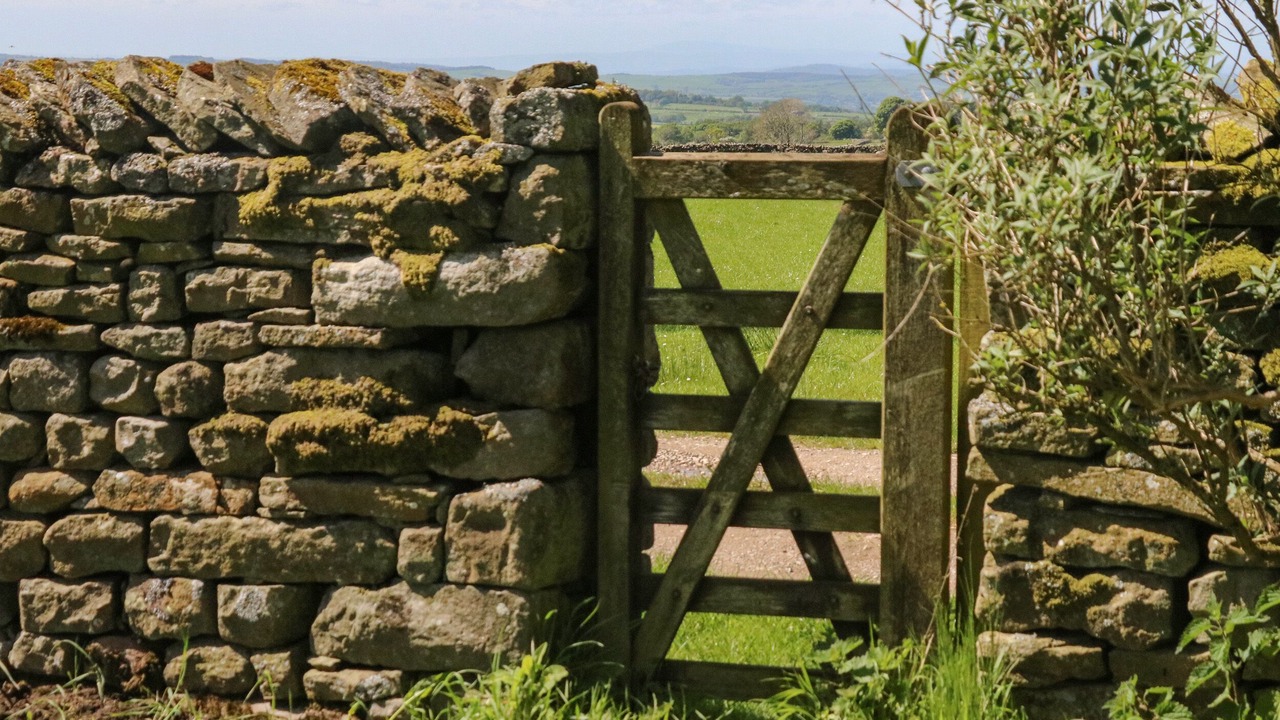 Photo of Others in Fourstones Near Bentham