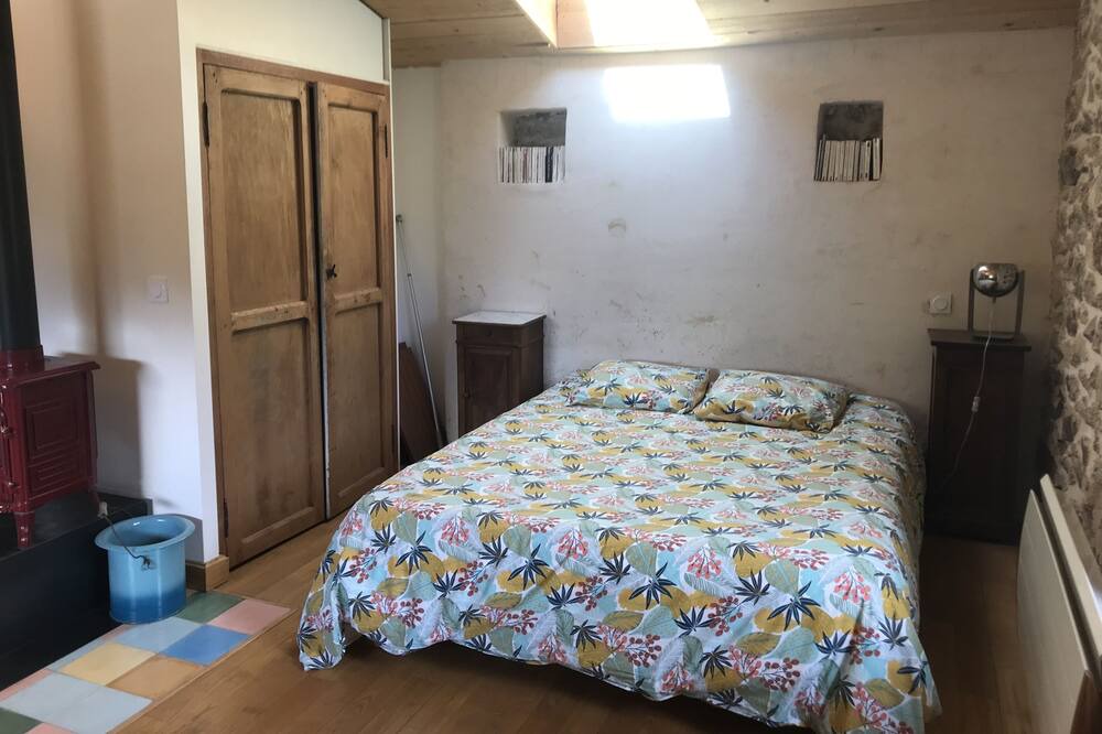 Photo of Bedroom in Blaunac