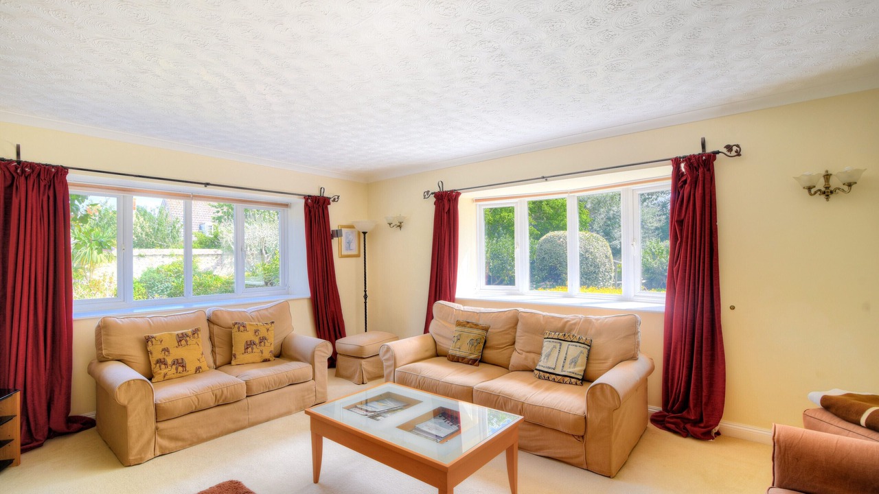 Photo of Others in Burton Bradstock