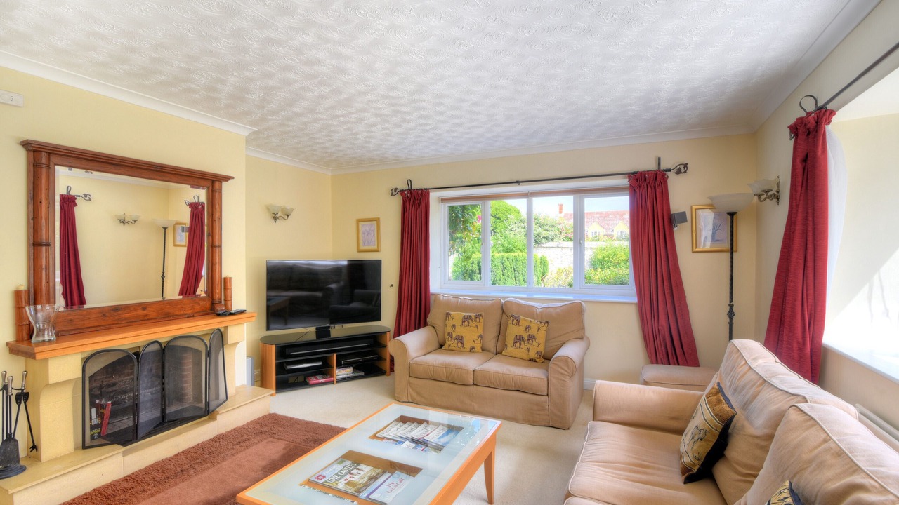 Photo of Others in Burton Bradstock