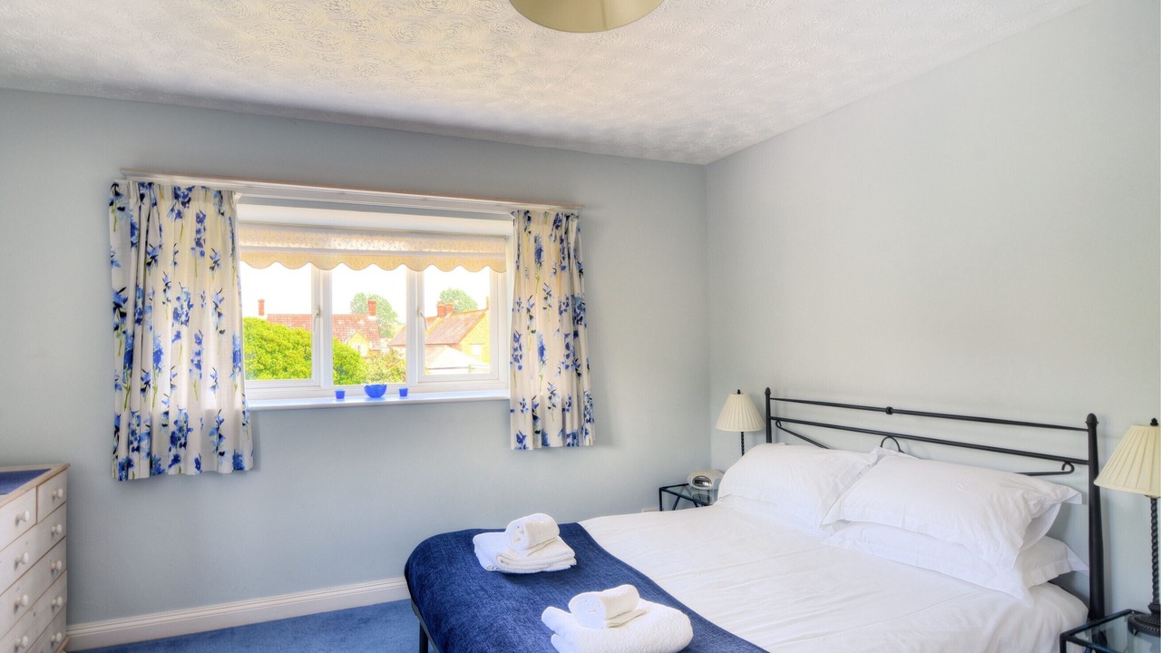 Photo of Others in Burton Bradstock