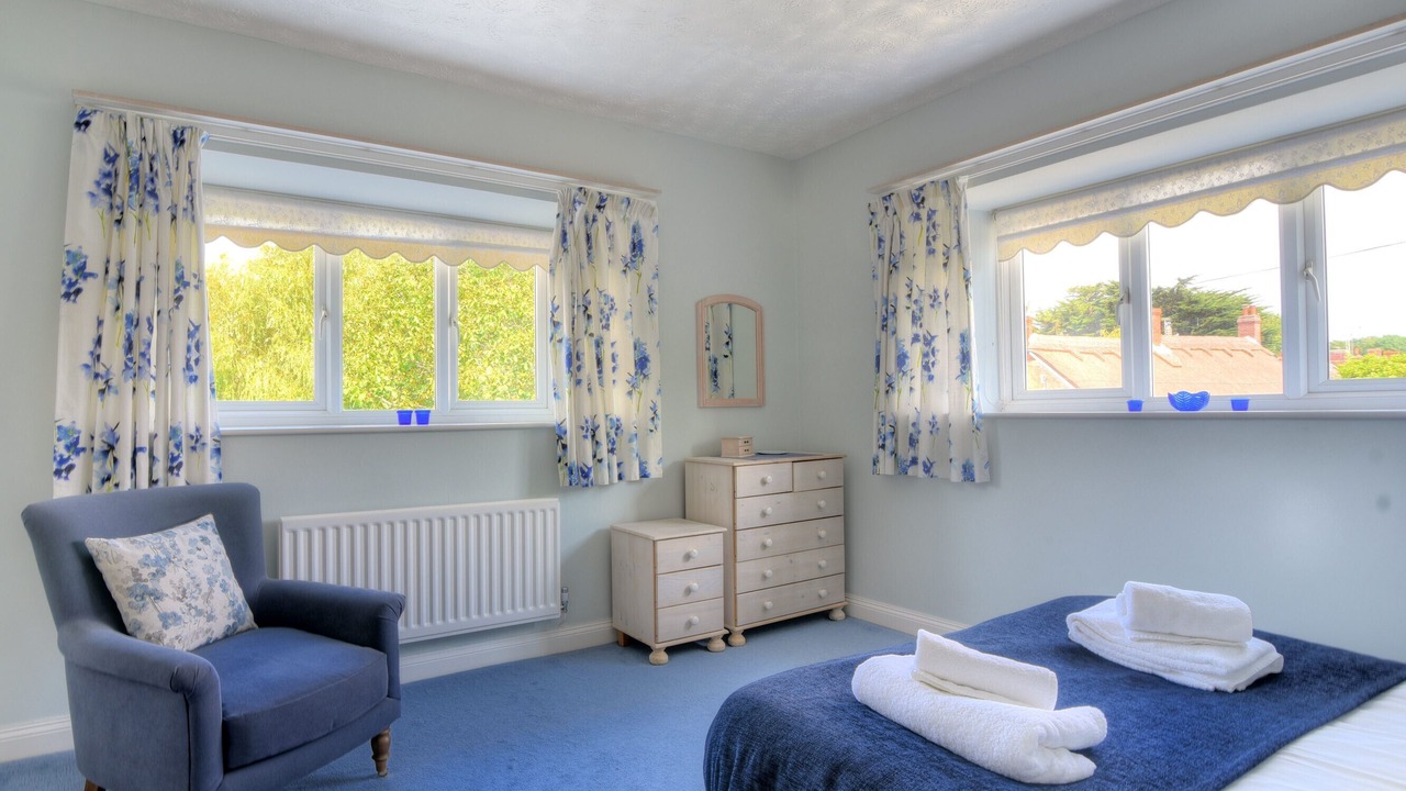 Photo of Others in Burton Bradstock