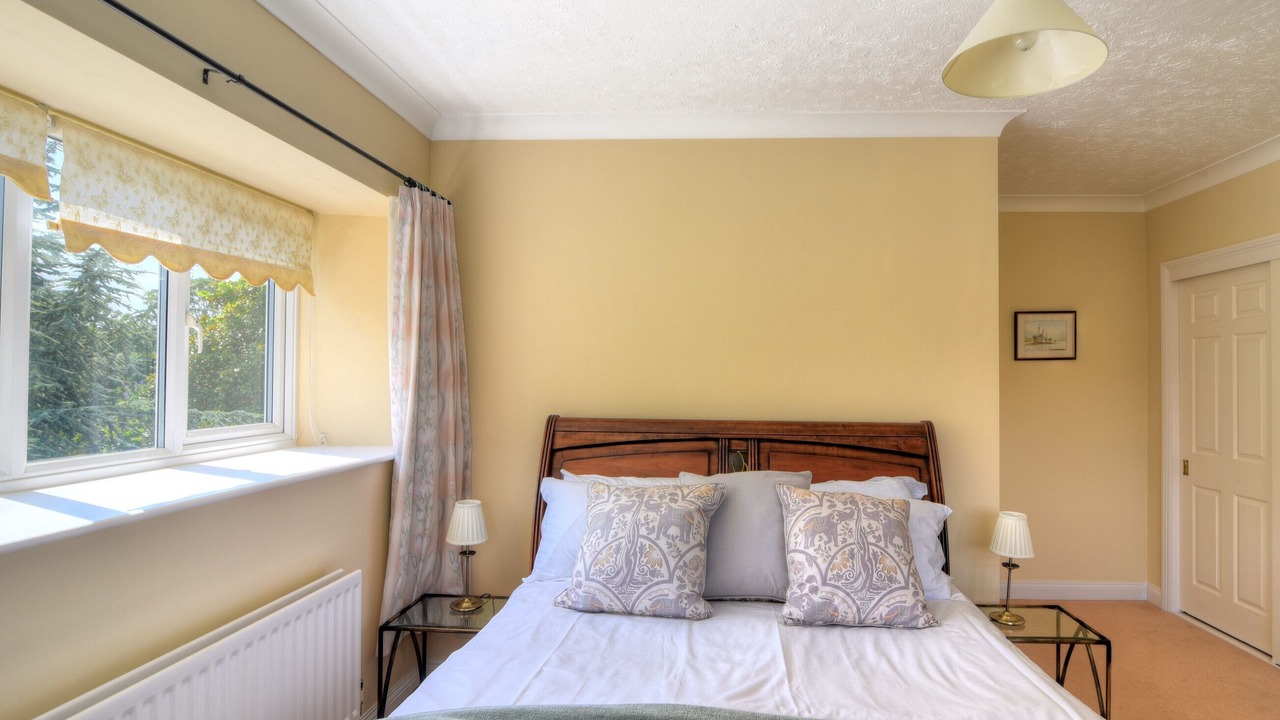 Photo of Others in Burton Bradstock