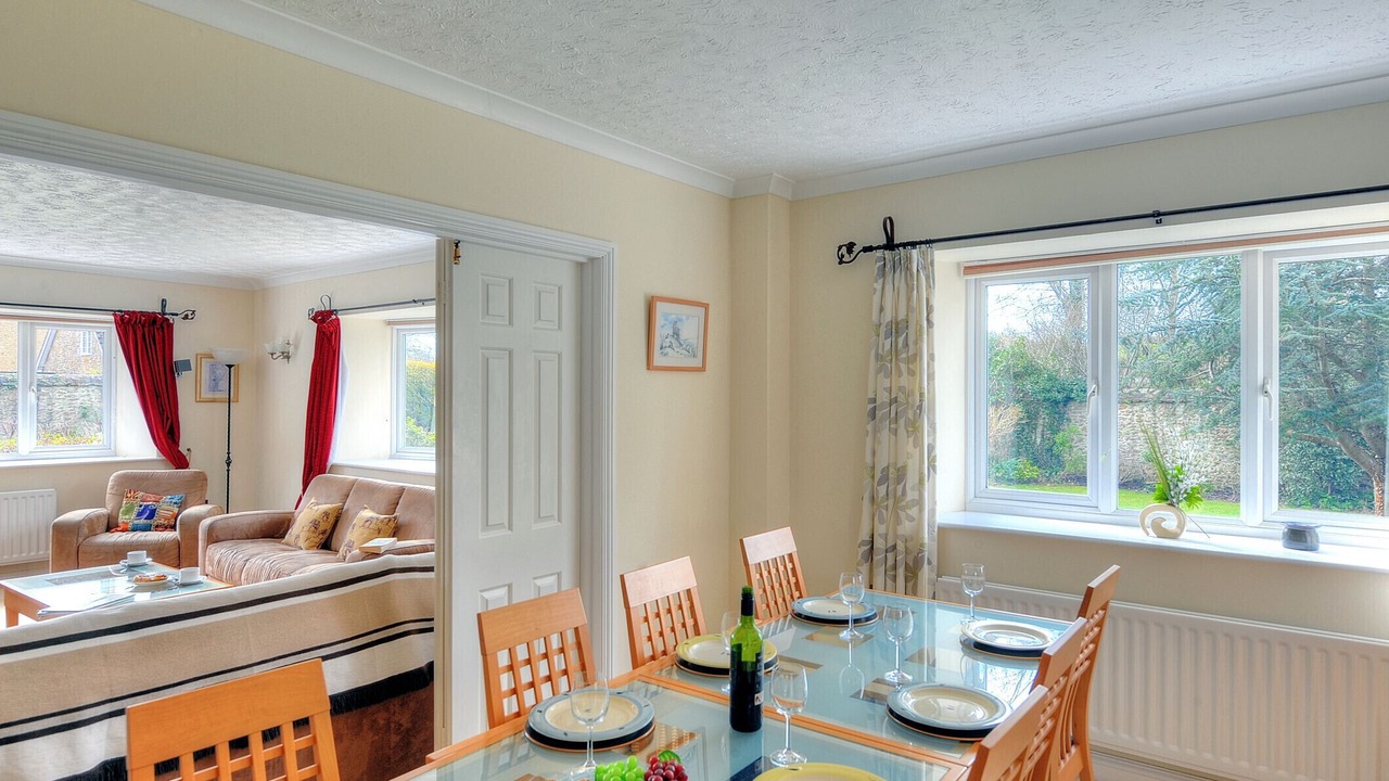 Photo of Others in Burton Bradstock