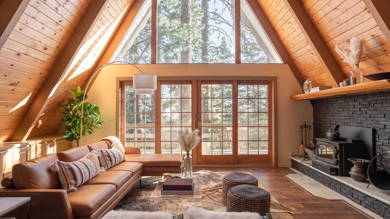Photo of Livingroom in Twin Peaks