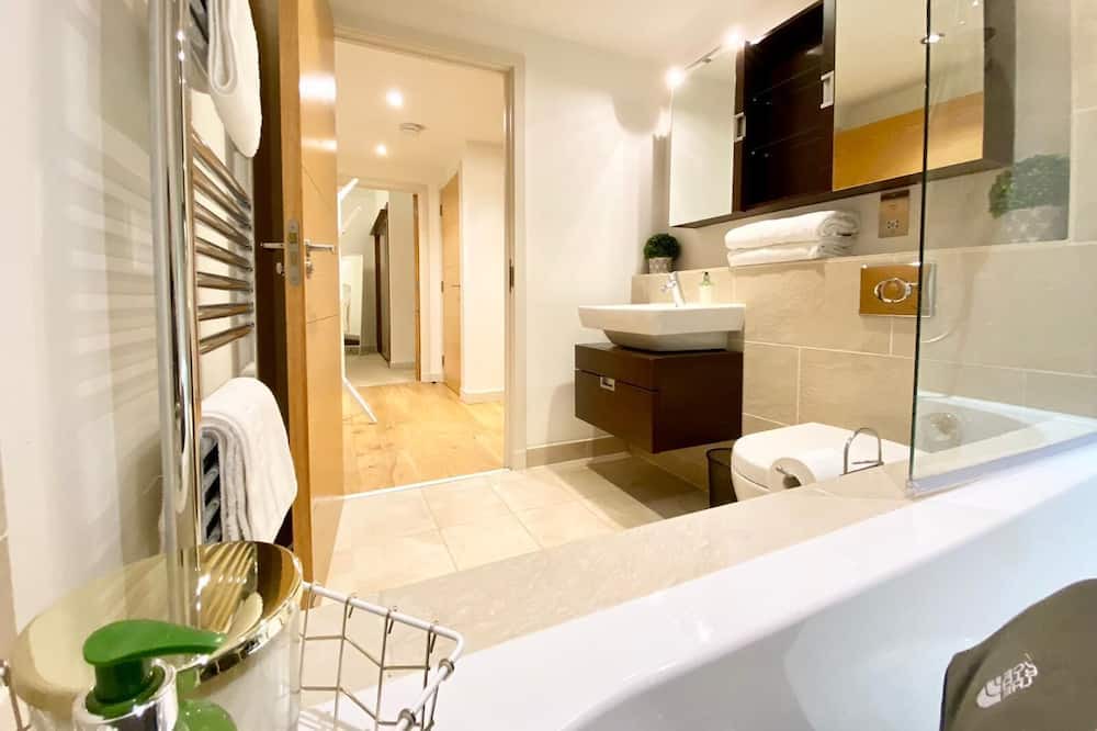 Photo of Bathroom in Laurieston