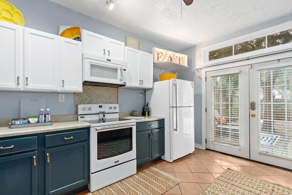 Photo of Kitchen in Orange