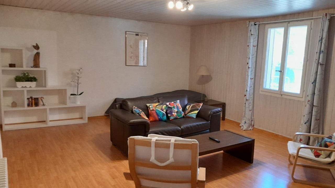 Photo of Others in Luins