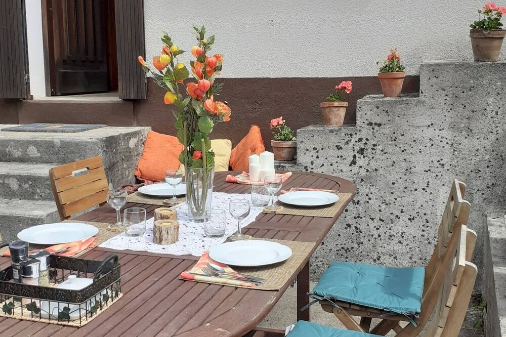 Photo of Patio Balcony in Segur-le-Chateau