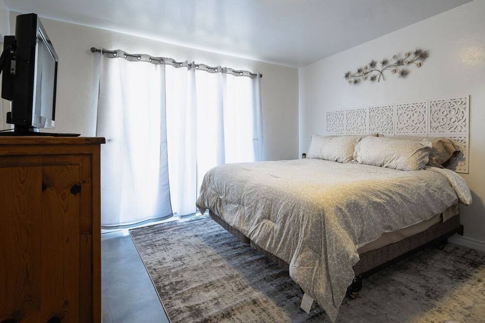 Photo of Bedroom in Mission Terrace