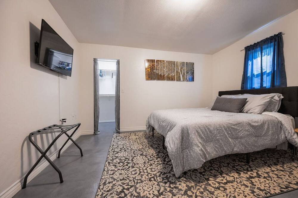 Photo of Bedroom in Mission Terrace